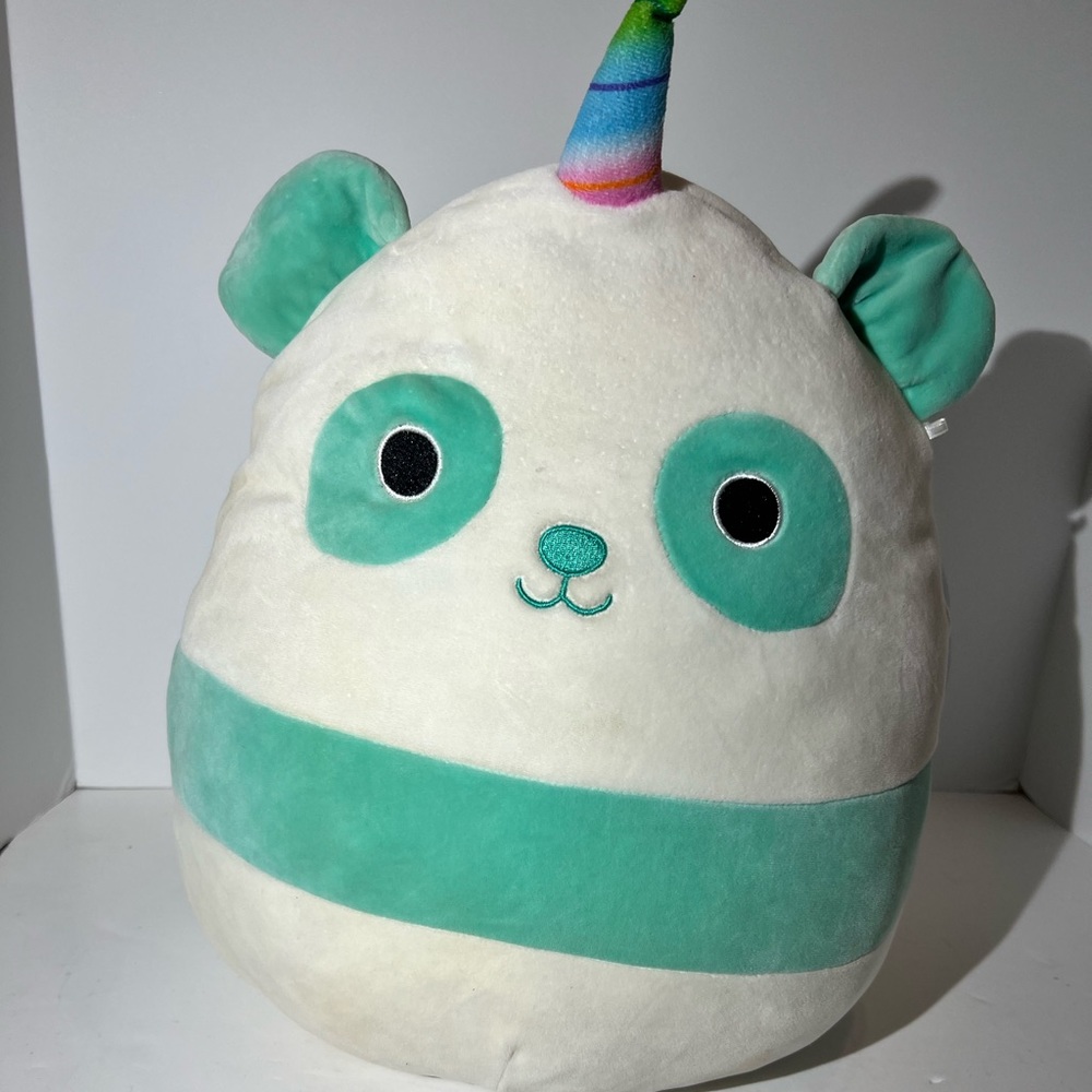 Kelly‎ toy squishmallow